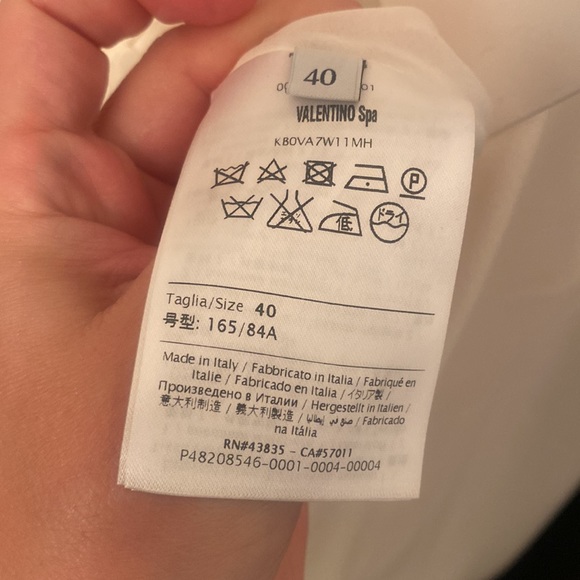 Authentic Valentino silk cape dress size 40 - Picture 9 of 10